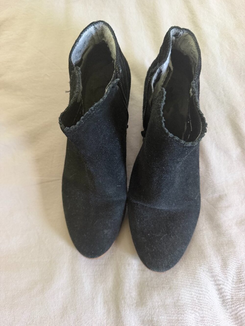 Jack Rogers women's short black booties size 8